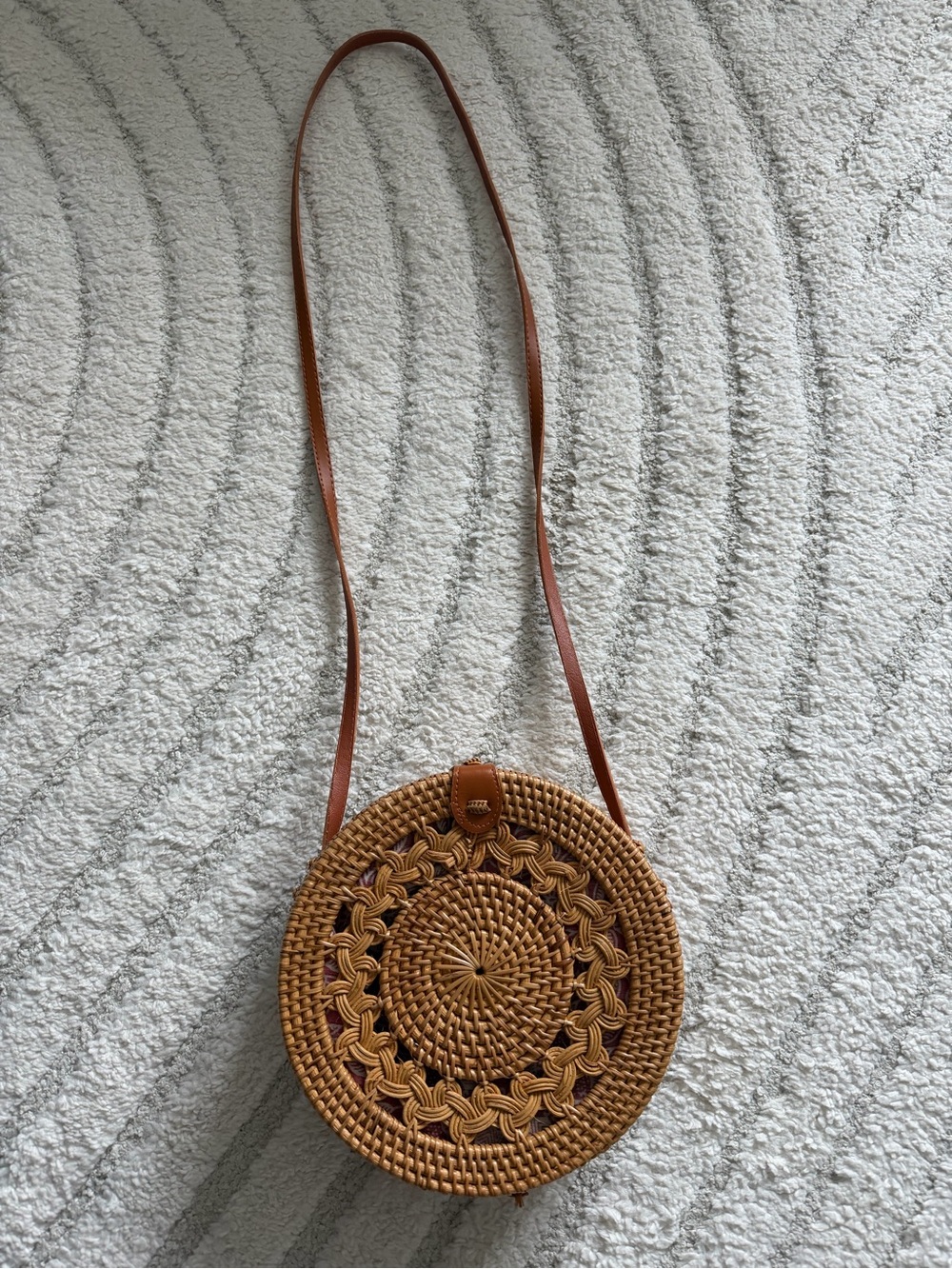 Woven Round Crossbody Bag in Brown